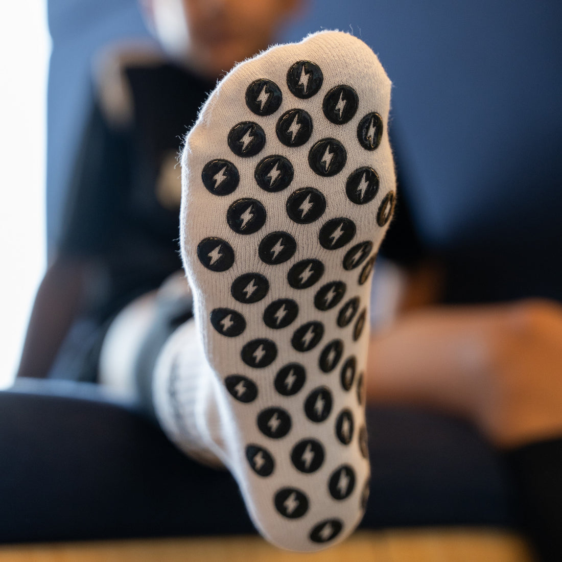 Best Grip Socks for Football in UAE (2026 Guide)